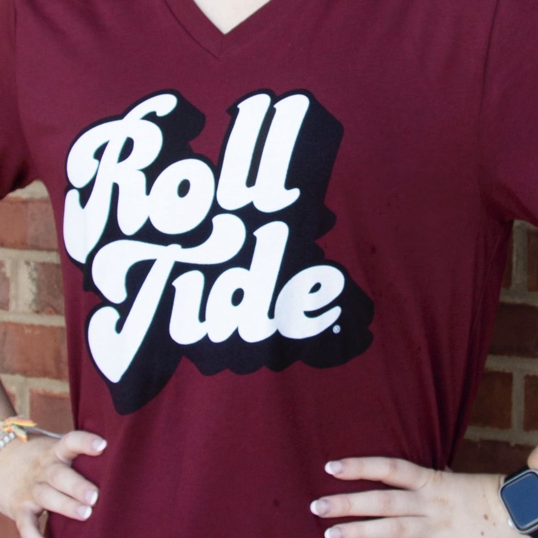 AL GROOVY ROLL TIDE CRIMSON V-NECK