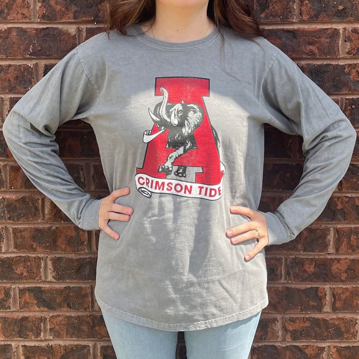 AL RETRO VAULT GREY LONG SLEEVE TEE