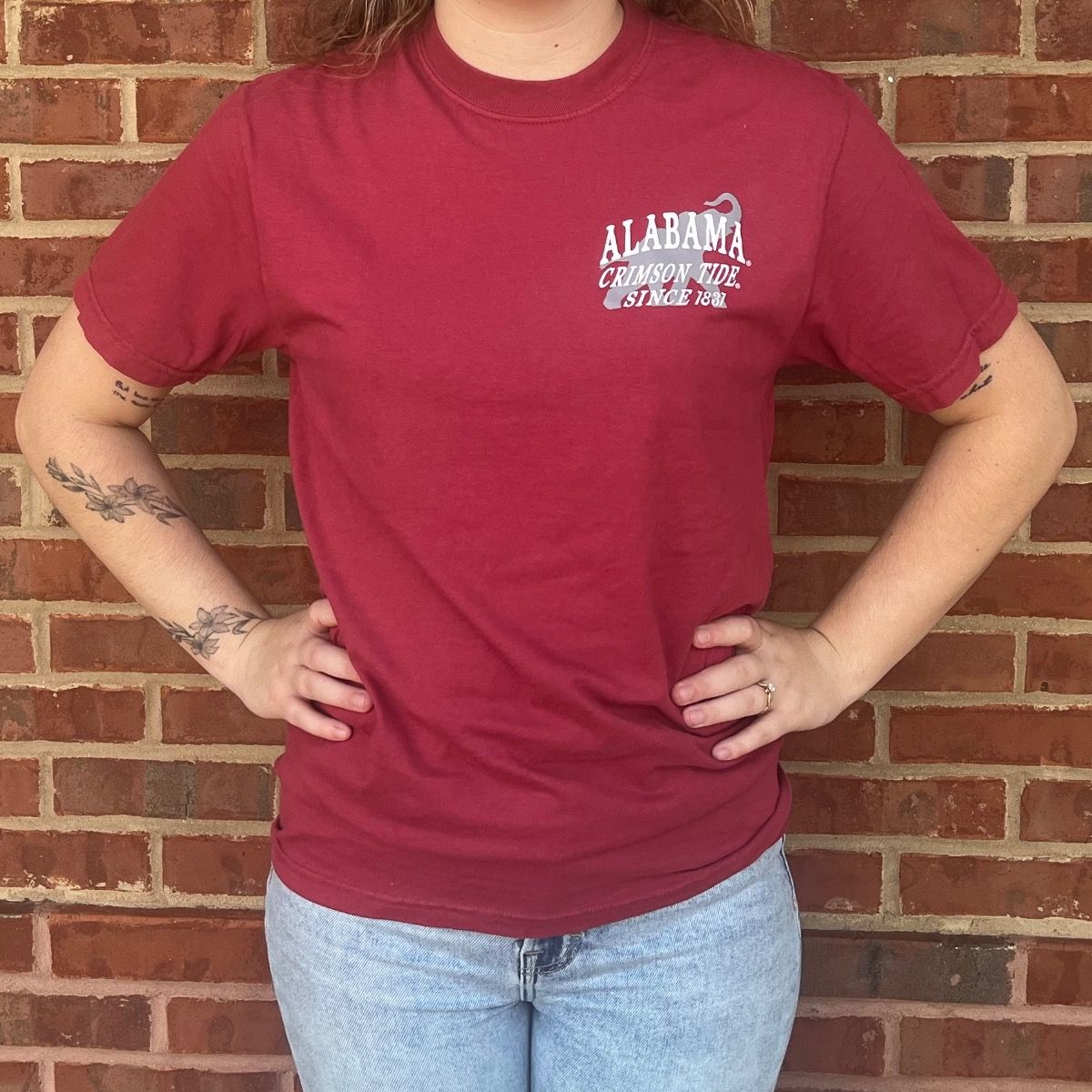 AL BOLD TEXT CRIMSON COMFORT COLORS